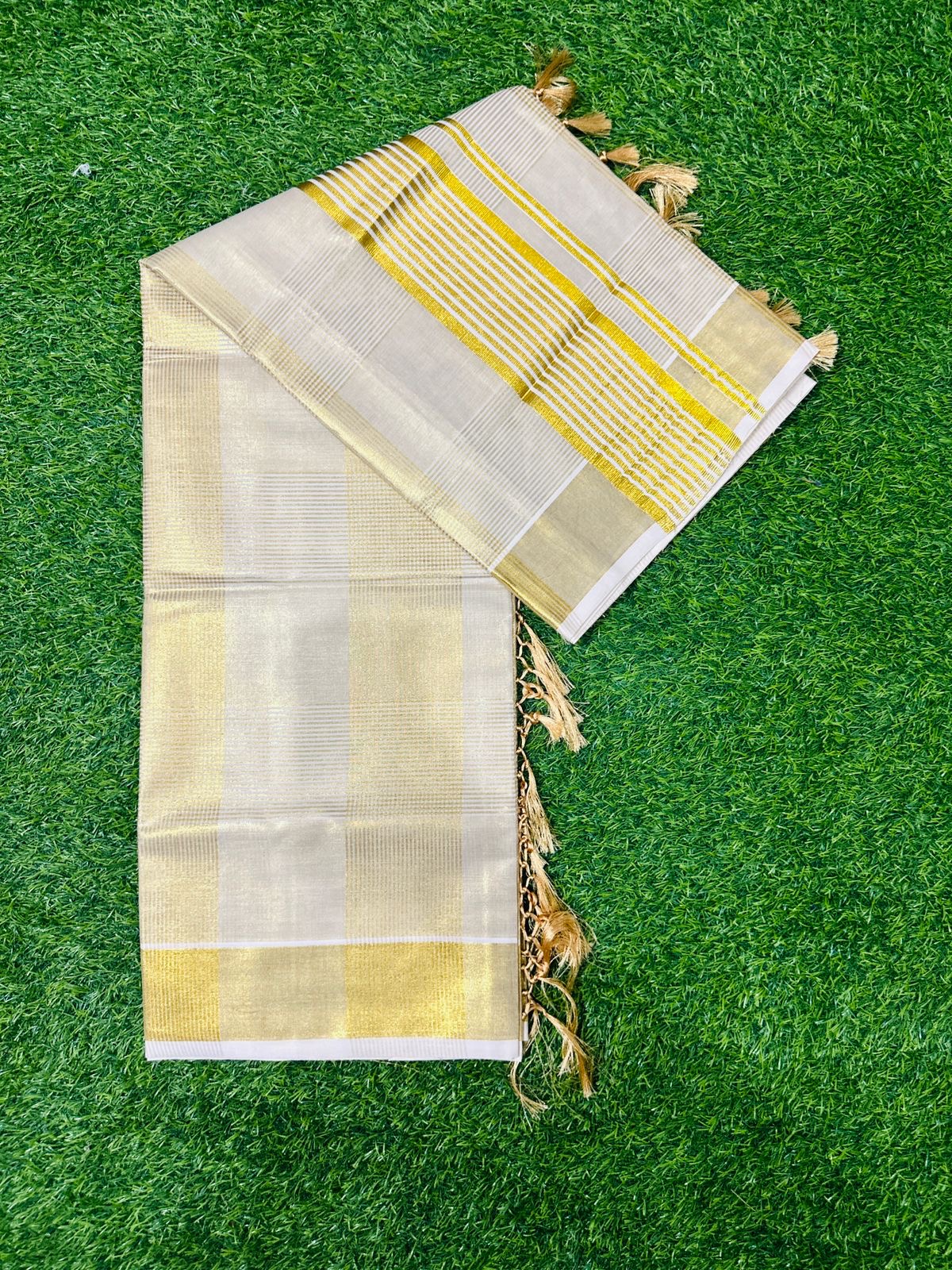 Set saree