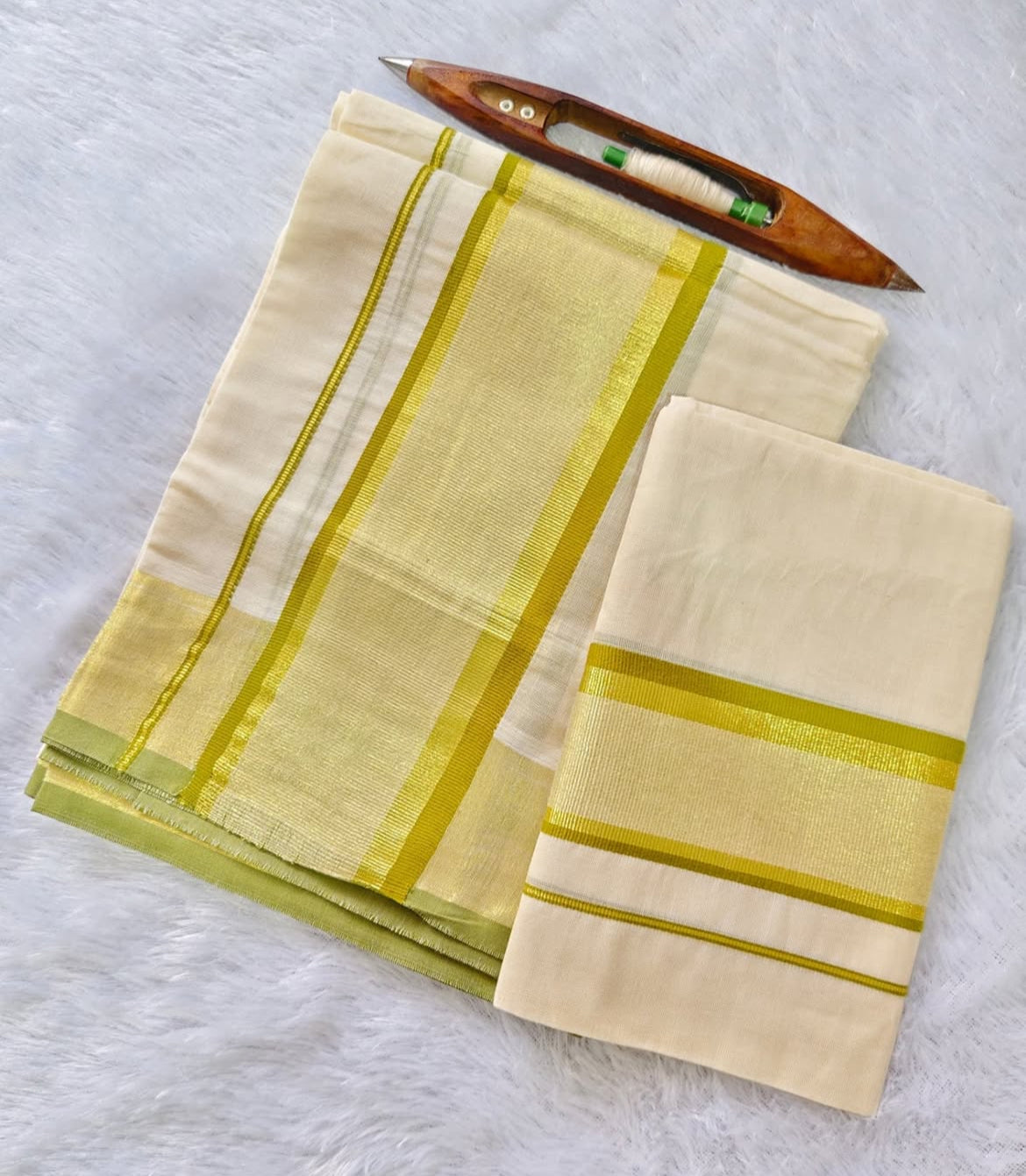 Set Mundu