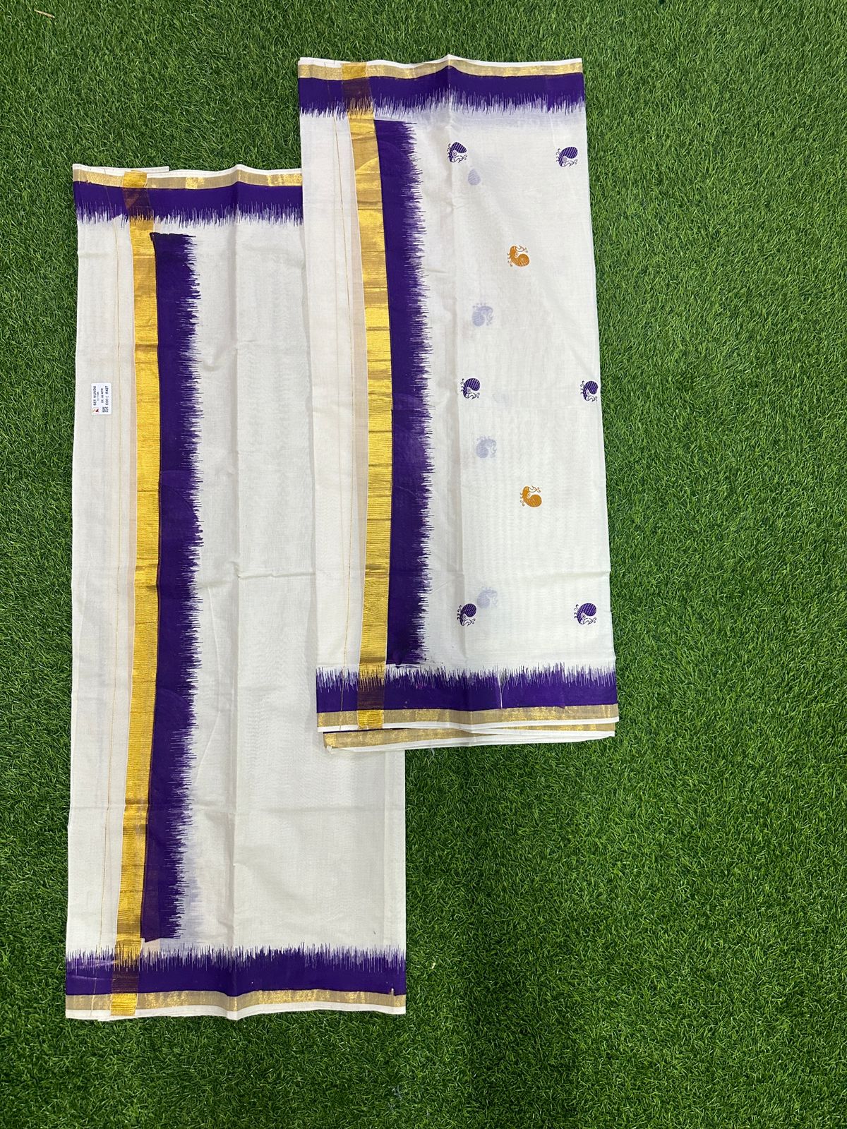 Set Mundu